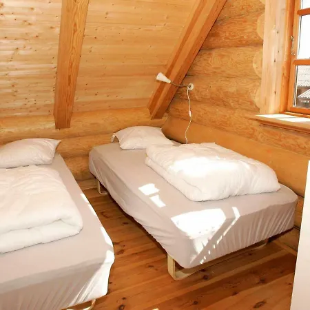 Six Bedroom Holiday In Hadsund *